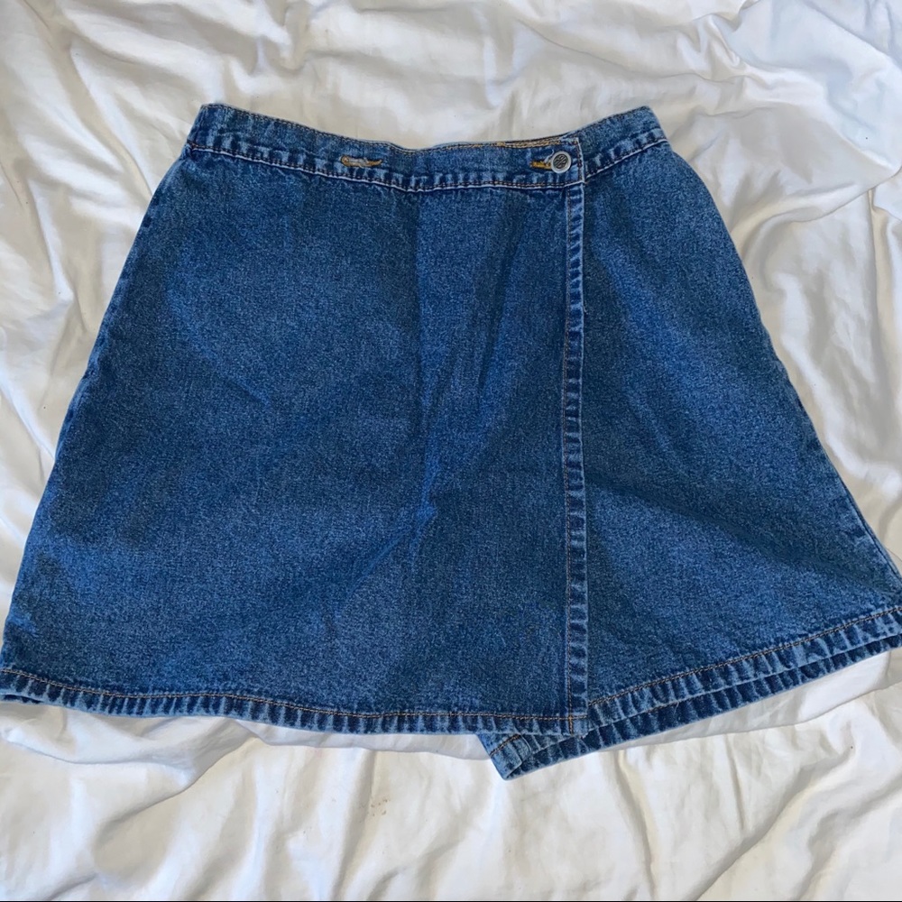 Vintage high waisted jean skort